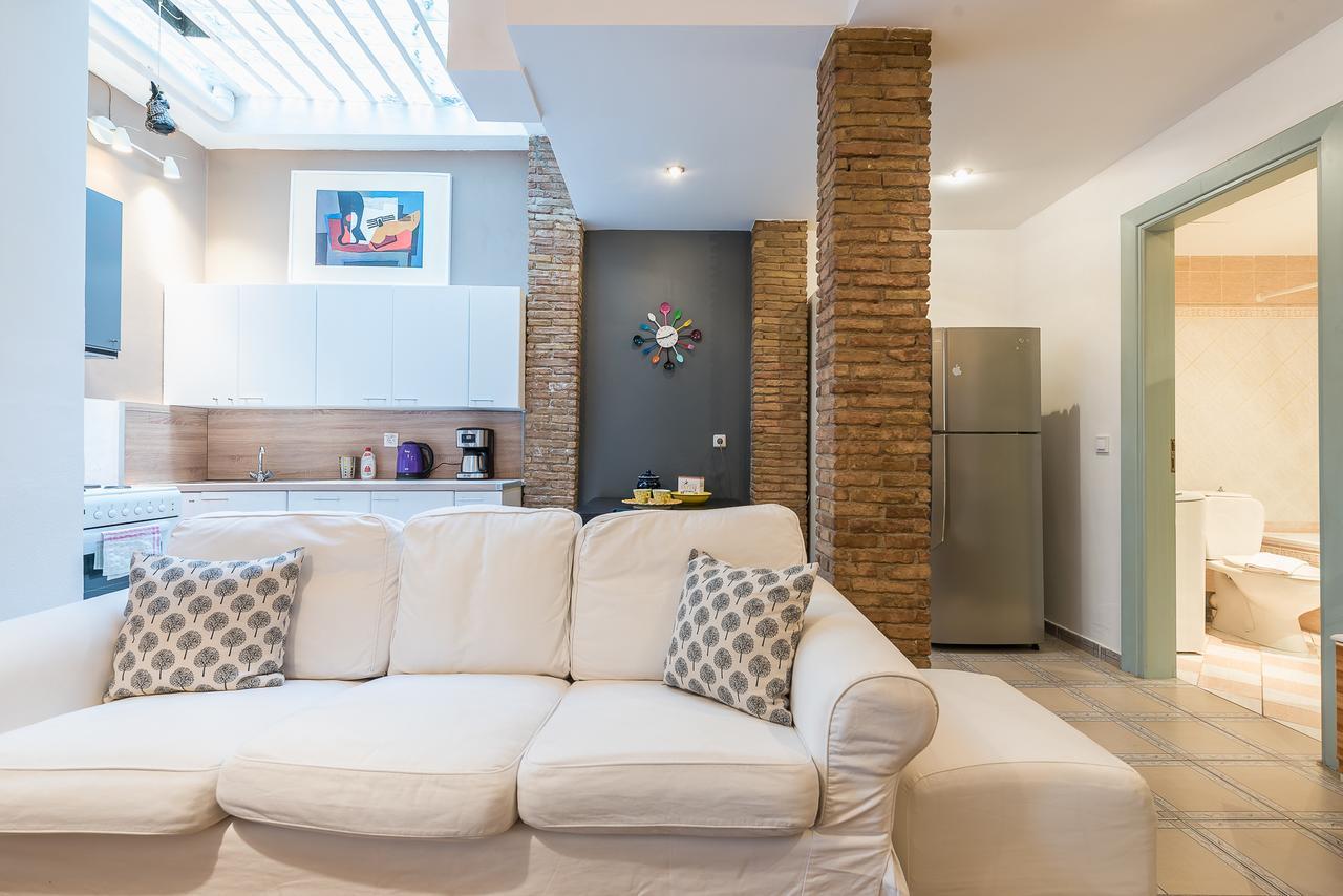 Elegant Kerameikos Apartment By Cloudkeys Athens Luaran gambar